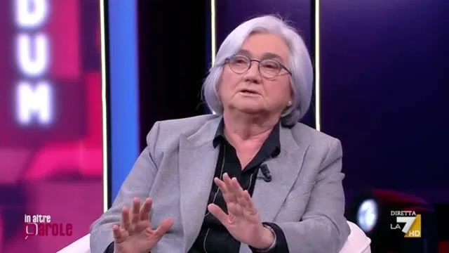 Referendum, Bindi: “I governi non hanno potere costituente, dovrebbero modificare la Costituzione solo per renderla più efficace”