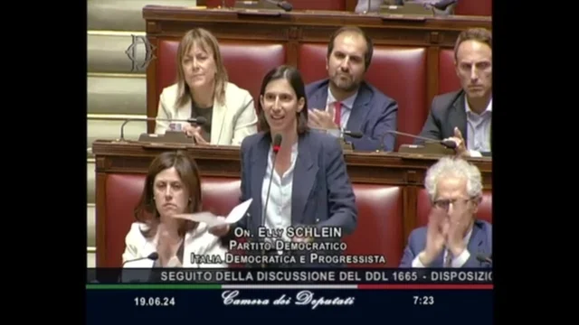 Autonomia, Elly Schlein attacca il partito di Meloni: "Cambi nome in Brandelli d'Italia o Fratelli di mezza Italia, vergogna!"
