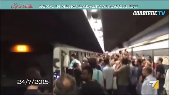 Roma, passeggeri assaltano i macchinisti