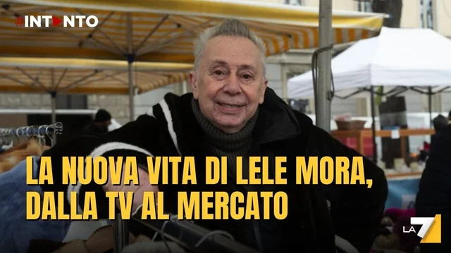 La nuova vita di Lele Mora e l'invito sui social: "Vi aspetto al mercato di Torino"