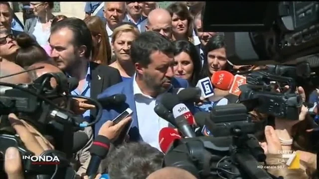 Matteo Salvini: 'Prima si vota meglio è per gli italiani', il servizio dei nostri inviati