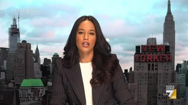 Vaccini, l'intervista a Rula Jebreal: "Con Biden è cambiato tutto. Trump si era vaccinato di nascosto, ha utilizzato il vaccino come strumento politico"