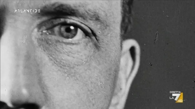1922, il culto fotografico di Adolf Hitler nelle parole di Umberto Cicconi e Umberto Pizzi