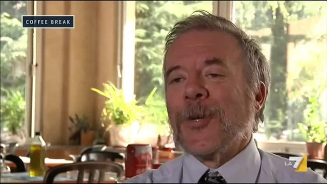 ''Non mi vergogno di fare business con l'hotel dei profughi''