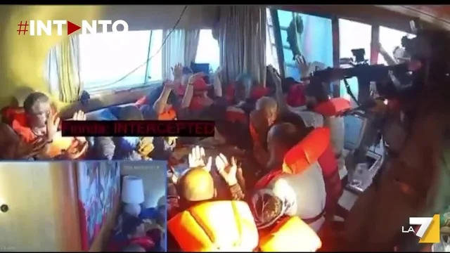 Flotilla: fucili spianati e arresti, le immagini in diretta dell’abbordaggio dell’IDF