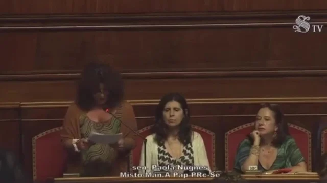 Senato, le teorie della senatrice Nugnes: "Il gas algerino che viene dalla Russia..."