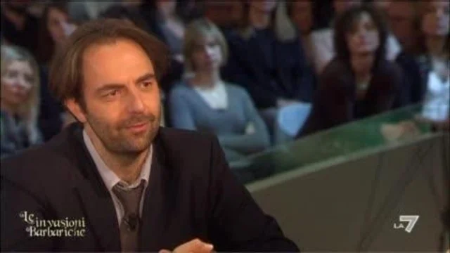 L'intervista a Neri Marcorè