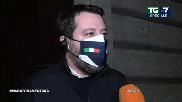 Crisi governo, Matteo Salvini: "Ormai si dice la notte porta poltrona, stanno promettendo di tutto"