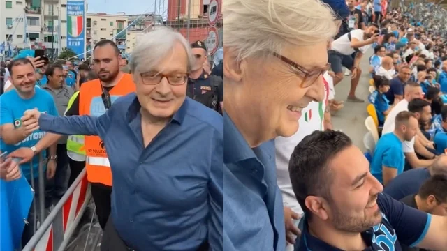Napoli, Sgarbi va allo stadio per festeggiare lo scudetto e viene accolto dalla folla