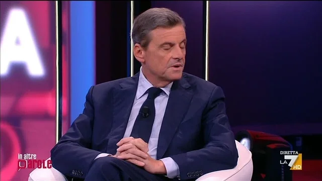 Ucraina, resistenza e il tatuaggio, il commento Calenda: “Unici che combattono un fascista imperialista”