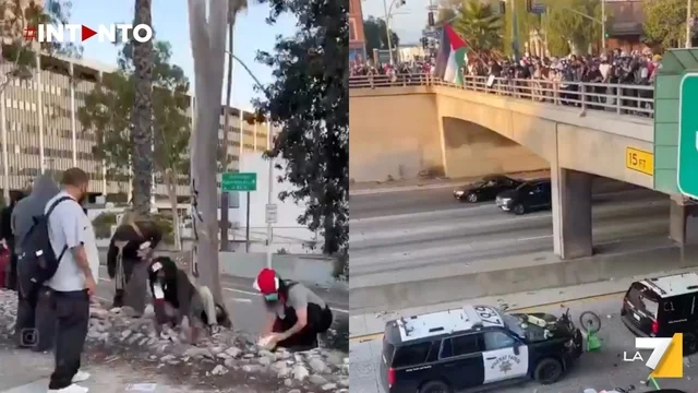 Los Angeles, manifestanti anti-deportazione lanciano pietre contro auto della polizia in autostrada