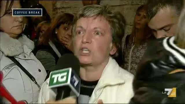Contro - La copertina di giovedì 20 novembre