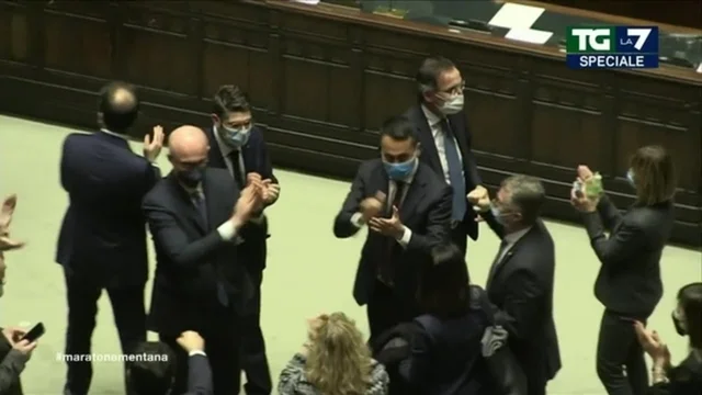 La lunga giornata del governo Conte alla Camera