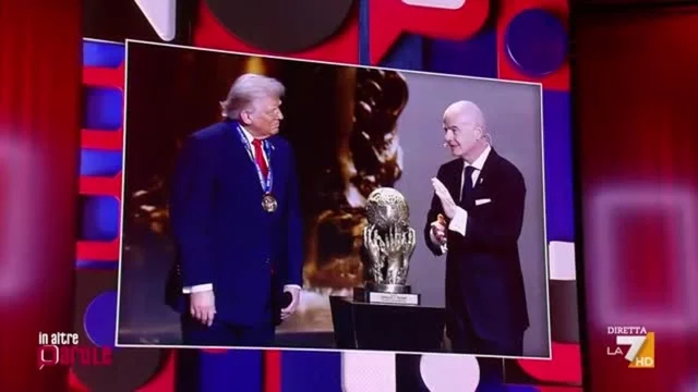 FIFA e Infantino premiano Trump, Floris: “Il Pallonaro d’Oro, è una vergogna”