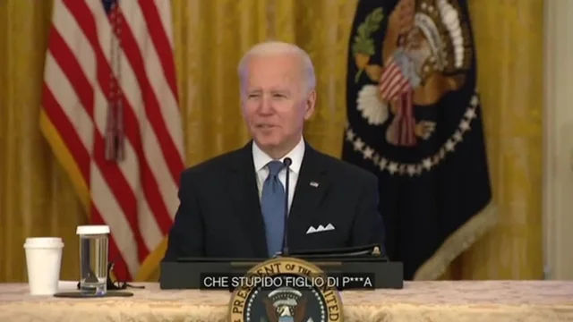 "Che stupido figlio di una p...". Joe Biden insulta un giornalista di Fox News