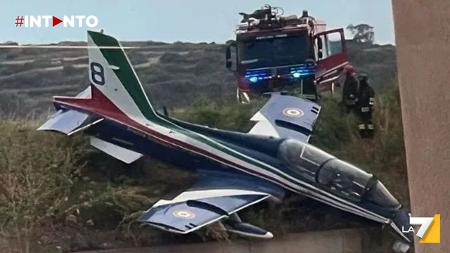 Scontro in volo tra due Frecce Tricolori durante un addestramento a Pantelleria