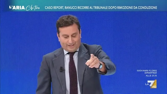 David Parenzo prova a chiamare in diretta Sigfrido Ranucci: "Attenzione! Vediamo se ci risponde..."