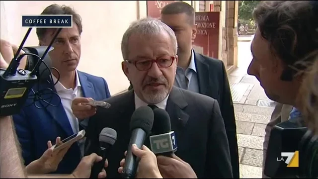 Maroni: ridurremo i contributi regionali ai sindaci che accoglieranno clandestini