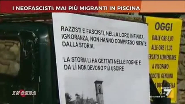 I neofascisti: mai più migranti in piscina