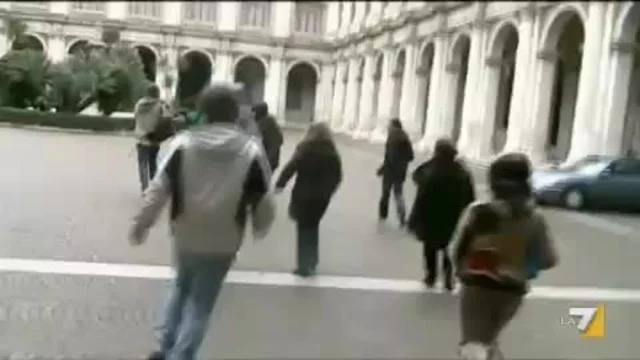 ACQUA PUBBLICA, LA BATTAGLIA DI AREZZO