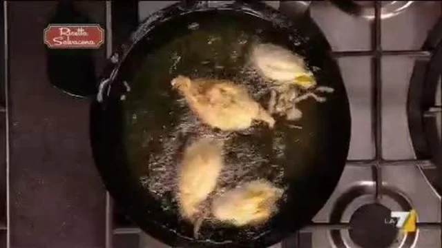 Quadrucci con Piselli e Guanciale