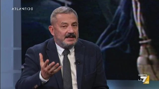Mani pulite, l'intervista di Goffredo Buccini: "Suicidi Cagliari e Gardini sono stati due momenti drammatici, svolta nella vicenda"