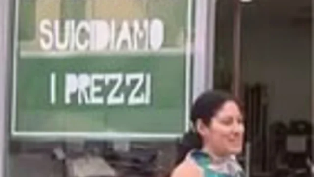 "CAUSA CRISI SUICIDIAMO I PREZZI"