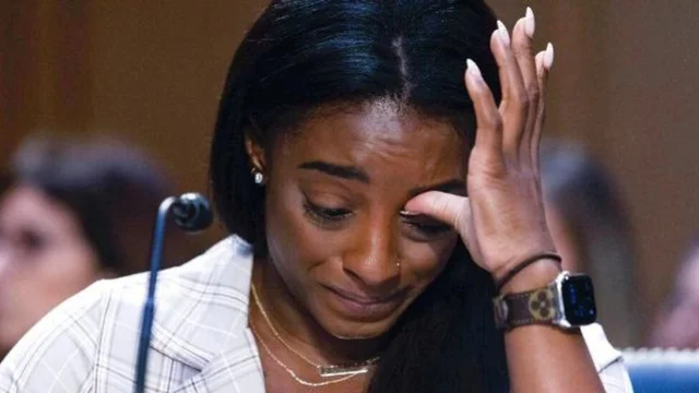 Simone Biles in lacrime al processo per le violenze sulle atlete. E attacca Fbi e comitati olimpici