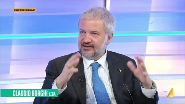 Claudio Borghi cita il Capitale di Marx: "Torniamo a produrre, per non livellare verso il basso i salari dell'occidente"