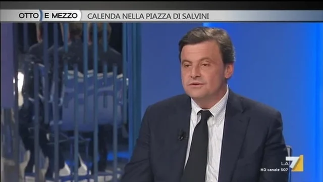 Calenda nella piazza di Salvini