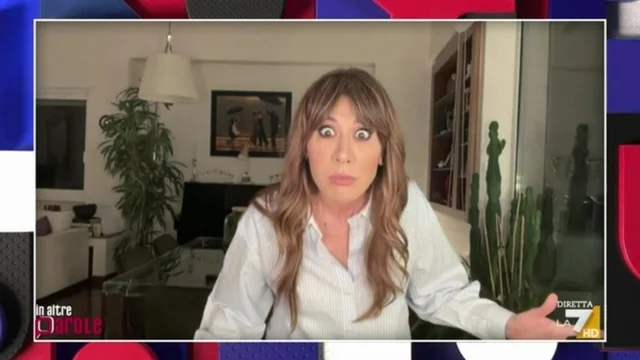 L’imitazione di Giorgia Meloni: Virginia Raffaele riproduce la mimica della premier