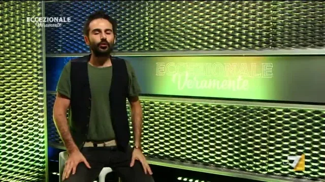 Marco Levi, cantautore fascista