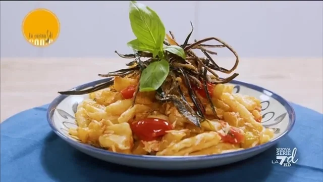 Cicatielli con pomodorini e melanzane