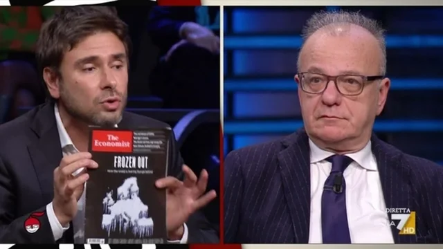 Di Battista attacca il governo: "Meloni pavida, indecente tagliare il reddito di cittadinanza"
