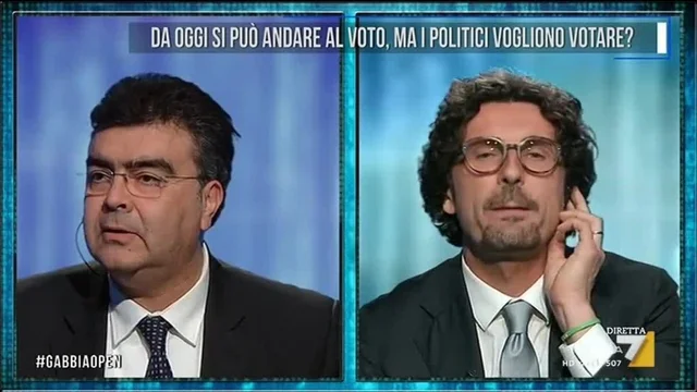 Toninelli (M5s) vs Fiano (PD): 'Nessuno è più fallimentare di te, tre riforme bocciate'