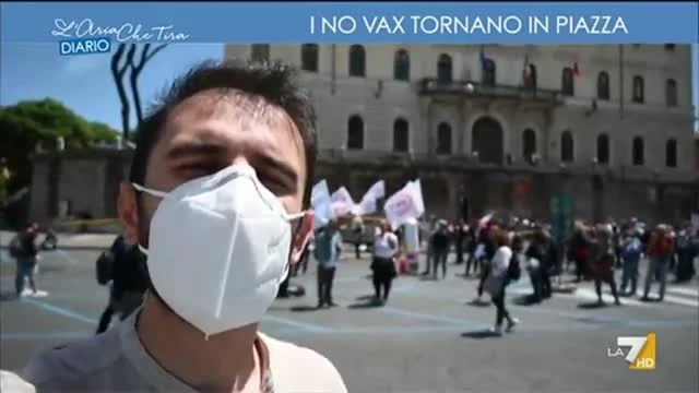 L'Aria Che Tira - Diario