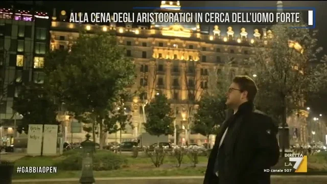 Alla cena degli aristocratici in cerca dell'uomo forte