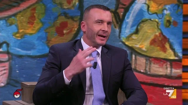 Modena, Casalino: "Alla destra è andata male. Salvini non è credibile, Vannacci purtroppo sì"