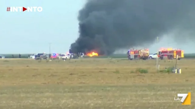 Si schianta un caccia della Marina militare americana: le dinamiche e le condizioni del pilota
