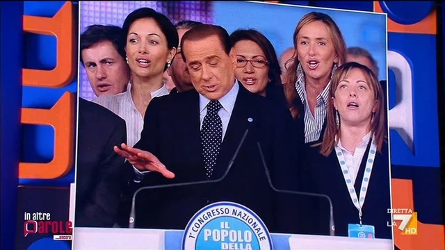 “La chiamava piccoletta”: Sardoni racconta un vecchio episodio tra Berlusconi e Meloni