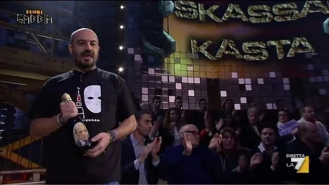 Gianluigi Paragone brinda per le dimissioni di Mastrapasqua