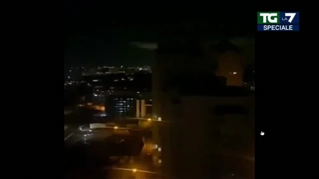 "Forte esplosione nel centro di Kiev" Le immagini