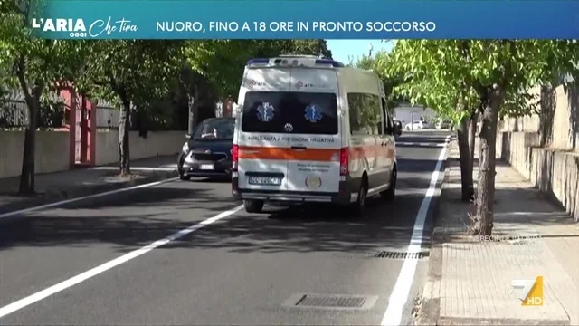 Nuoro, fino a 18 ore in Pronto Soccorso