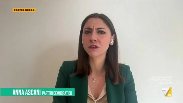 Dazi, Anna Ascani-PD: "La totale inerzia italiana fa pagare il prezzo a imprese e lavoratori"