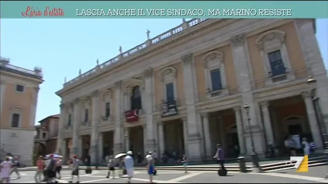 Lascia anche il vice sindaco, ma Marino resiste