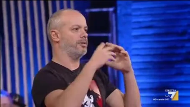 Propaganda Live - Come creare fake news