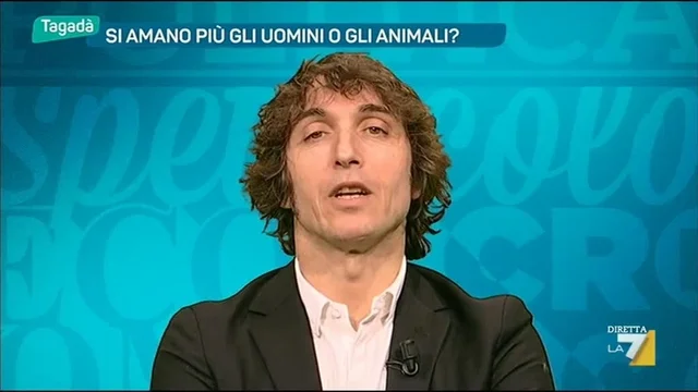 Cruciani: "Chi mette al centro della propria vita un animale ha problemi col mondo che lo circonda"