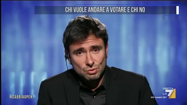 Di Battista (M5s): 'La legislatura è finita, restano solo per dare altri soldi alle banche'