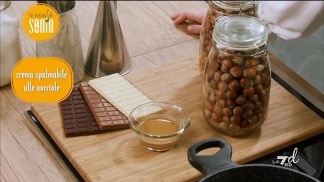 Come preparare la Crema di Nocciole