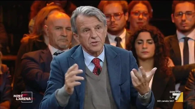 La risposta di Raffaele Morelli sulla possibilità di uno strupro di un ragazzo da parte di una donna